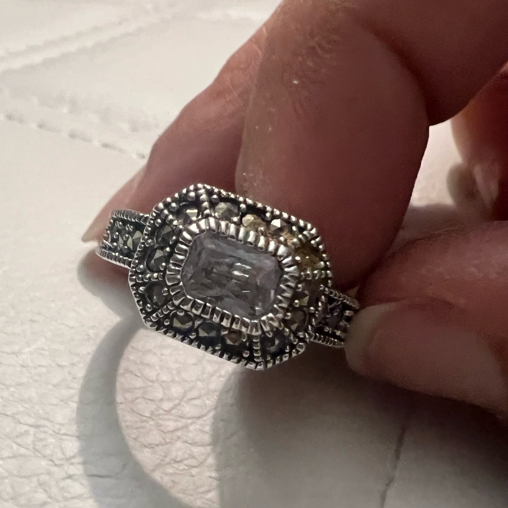 Marcasite ring
